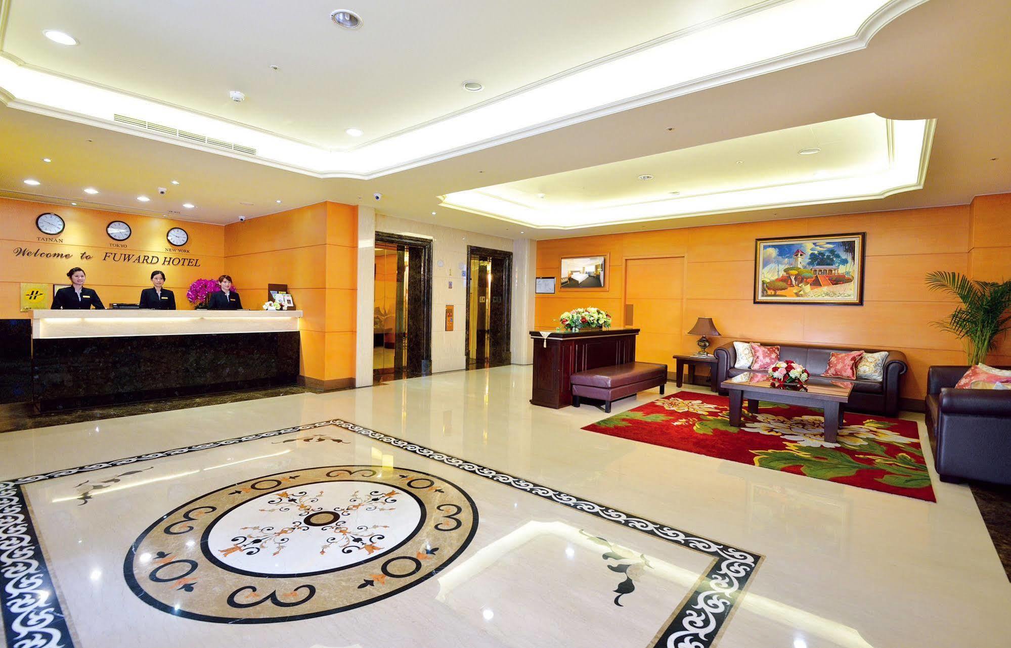 Fuward Hotel Tainan Extérieur photo